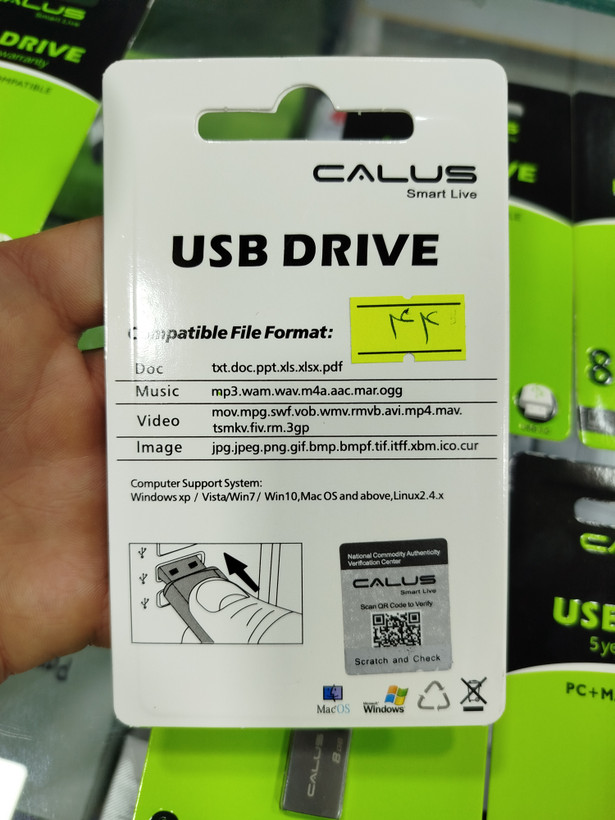 فلش مموری کالوس مدل USB 3.0 ظرفیت 8 گیگابایت Calus 8GB