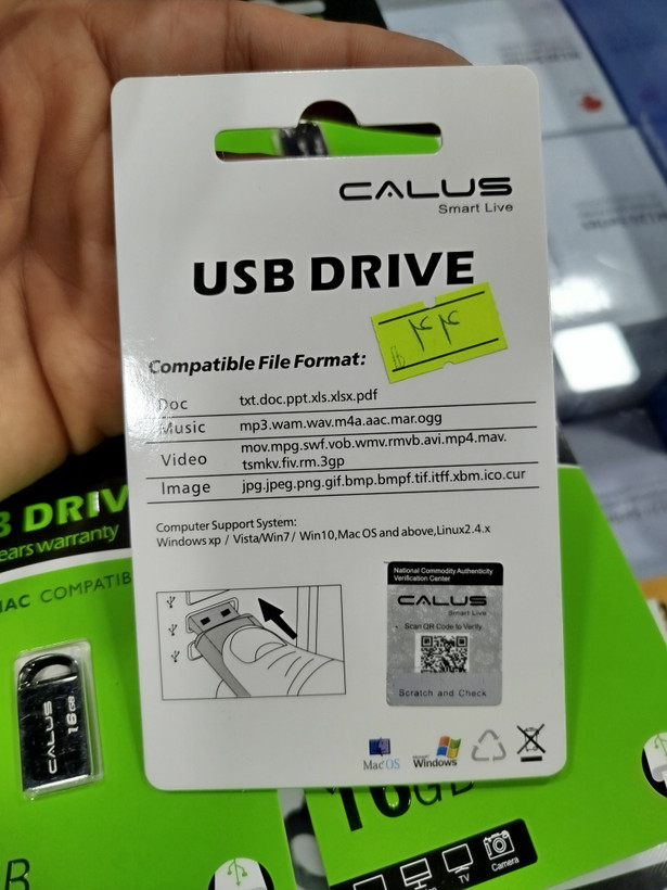 فلش مموری کالوس مدل USB 3.0 ظرفیت 16 گیگابایت Calus 16GB