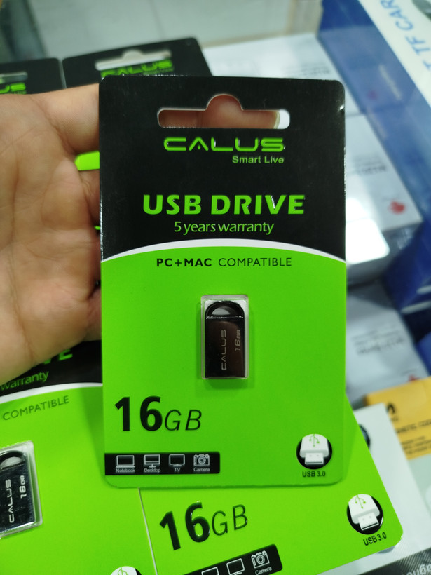 فلش مموری کالوس مدل USB 3.0 ظرفیت 16 گیگابایت Calus 16GB